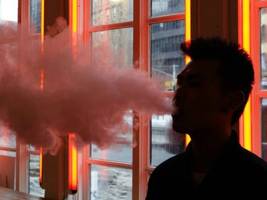 Santa Monica Bans E-Cigarettes